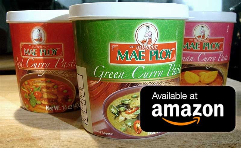 Mae Ploy brand Thai green curry paste in a tub, recommended for convenience