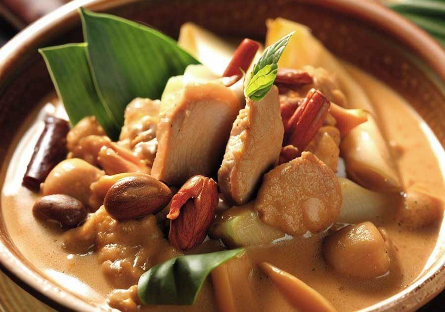 Non-Spicy Thai Dish - Massaman curry